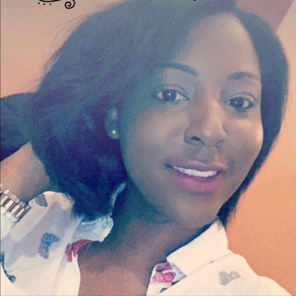 Meet your Posher, Sorentina - Picture 1 of 1